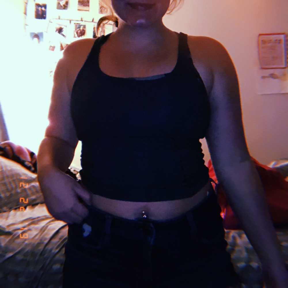 fitted cropped tank top (NEED TO SELL THIS WEEK)
